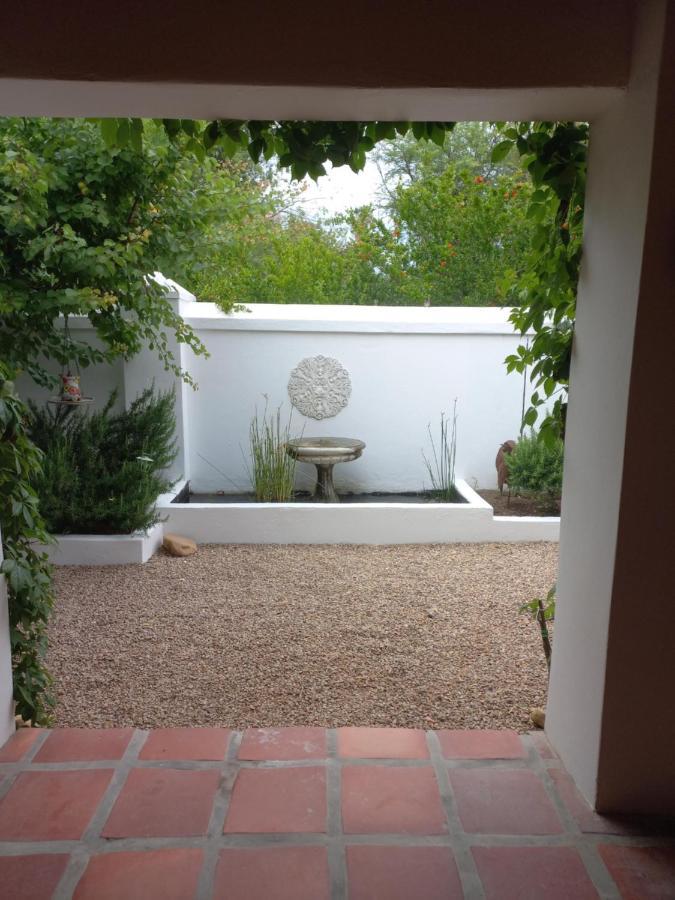 Prince Albert Cottage ภายนอก รูปภาพ